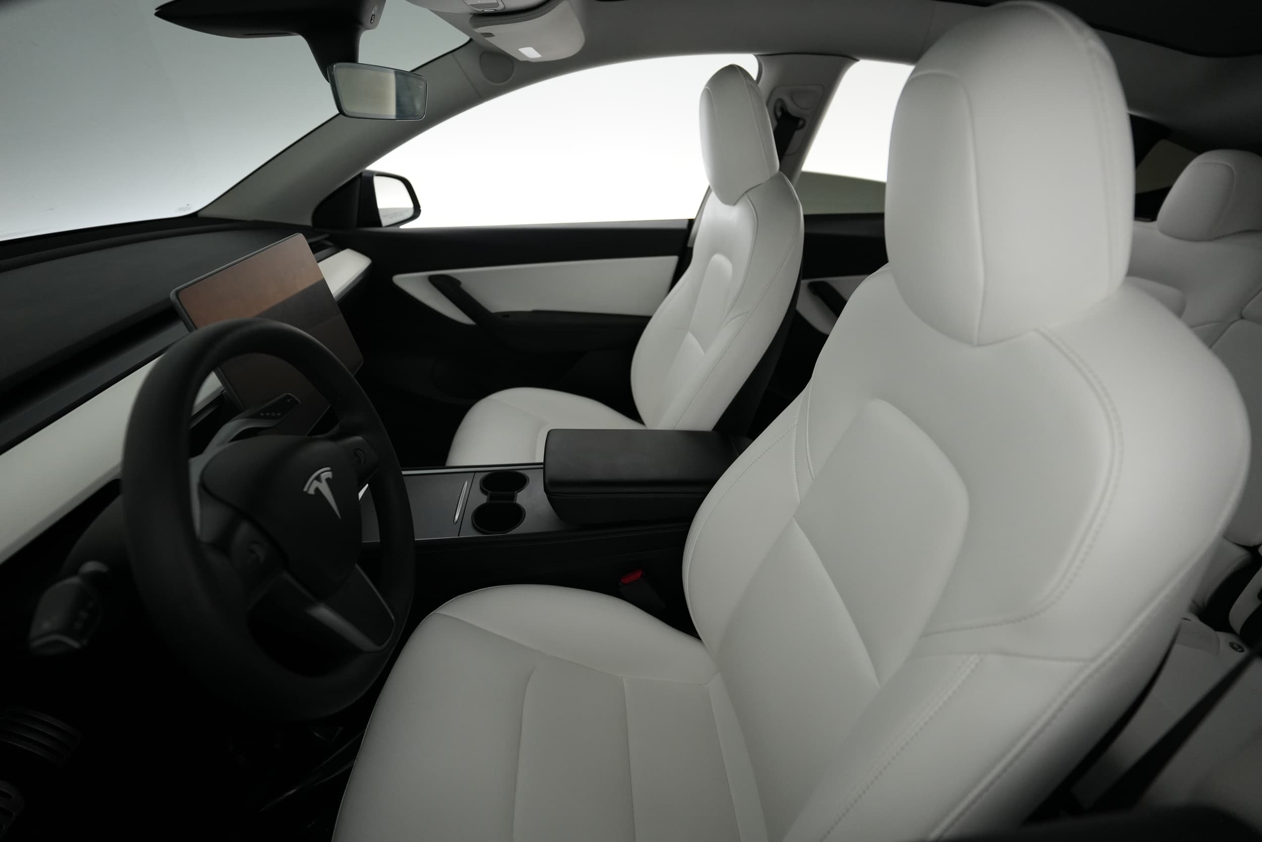 2022 Tesla Model Y interior