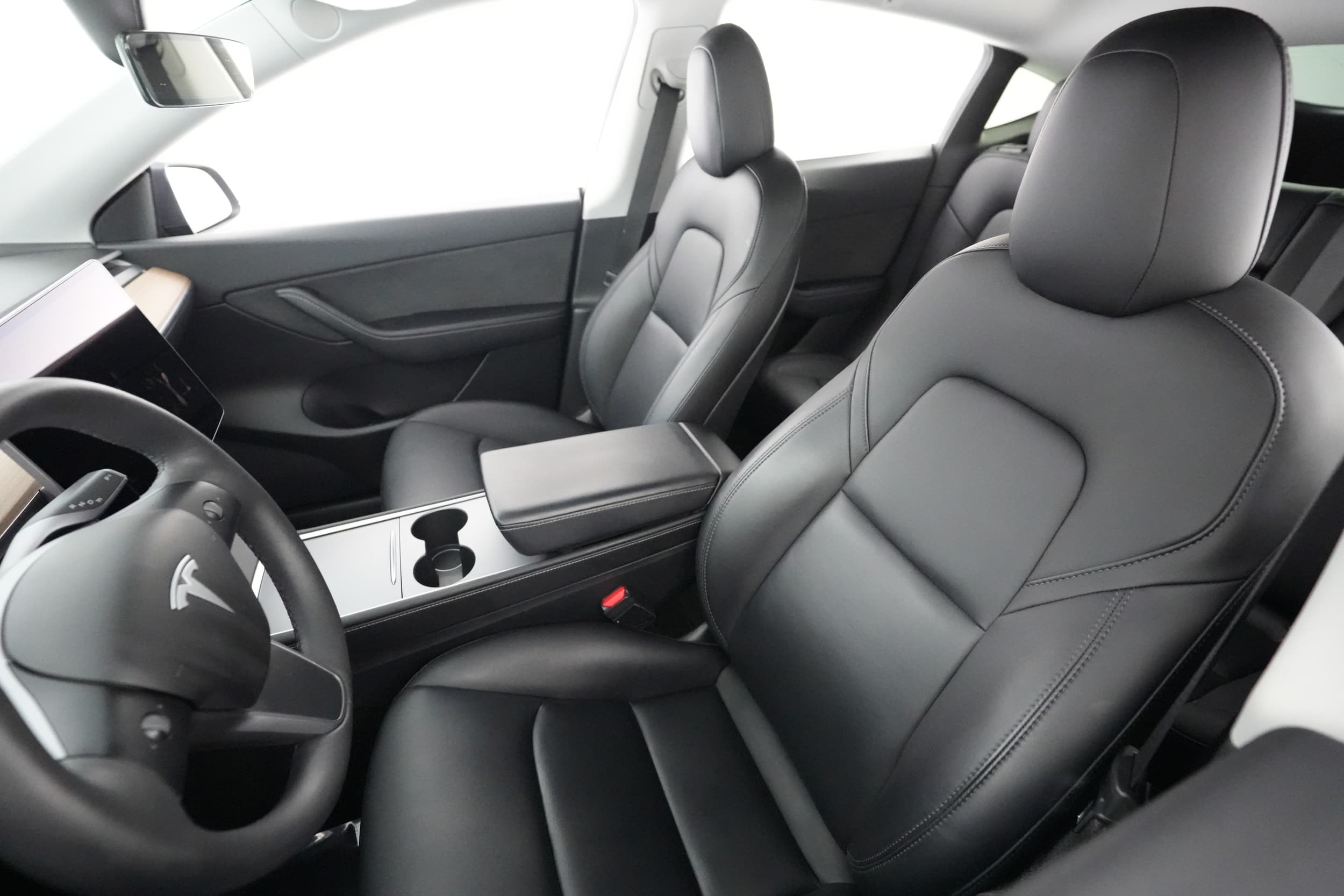 2021 Tesla Model Y interior